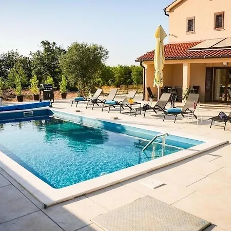 Ferienhaus Family Friendly House With A Swimming Pool Drnis, Zagora - 25275 Drniš