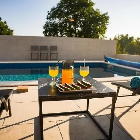 Ferienhaus Family Friendly House With A Swimming Pool Drnis, Zagora - 25275 *