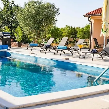 Family Friendly House With A Swimming Pool Drnis, Zagora - 25275 * Drniš