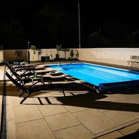 Family Friendly House With A Swimming Pool Drnis, Zagora - 25275 * Drniš