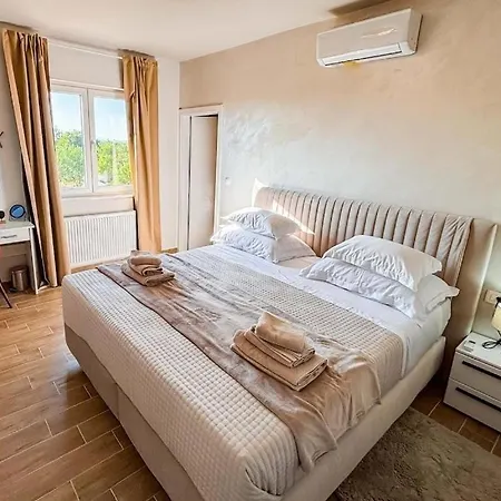 Family Friendly House With A Swimming Pool Drnis, Zagora - 25275