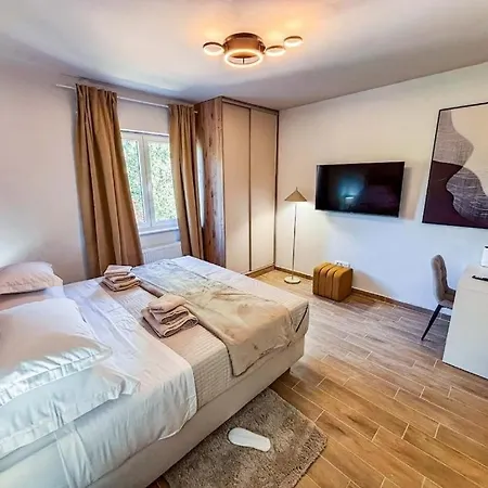 Family Friendly House With A Swimming Pool Drnis, Zagora - 25275 * Drniš