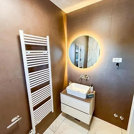 Family Friendly House With A Swimming Pool Drnis, Zagora - 25275 Drniš